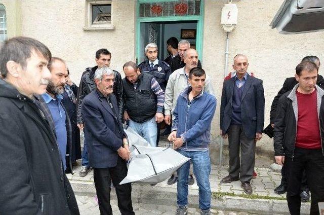 Sobadan Sızan Gazdan Hayatını Kaybetti 2