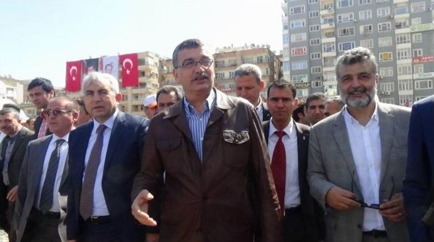 &ldquo;11 Nisan Şehir Parkı&rdquo; Temel Atma T&ouml;reni Ertelendi