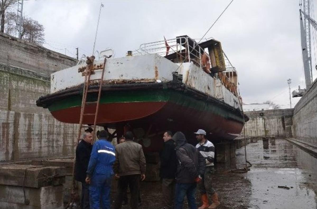 Atıl Durumdaki Gezi Teknesi Onarıma Alındı