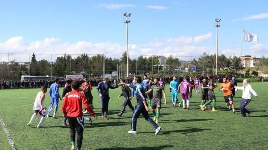 Adıyaman'da Amat&ouml;r Ma&ccedil;ta Kavga