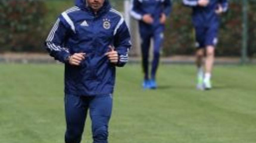 Fenerbah&ccedil;e&rsquo;de 3 Oyuncu Antrenmana &Ccedil;ıkmadı
