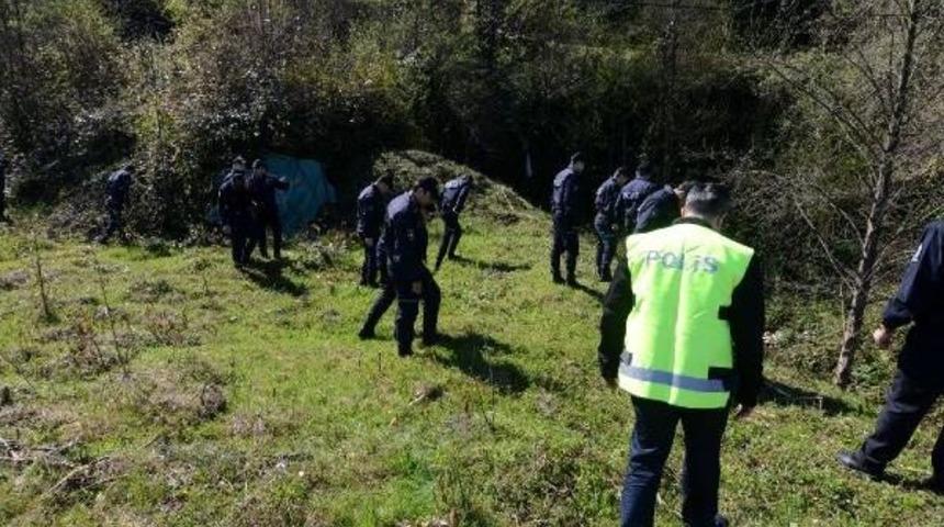 Fenerbah&ccedil;e Otob&uuml;s&uuml;ne Saldırıda T&uuml;fekle Iki El Ateş Edilmiş