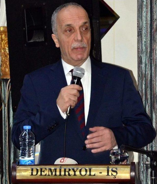 T&uuml;rk-İş Genel Başkanı: Soma&rsquo;Daki Madenciler &Ouml;lmese, Iş G&uuml;venliği Yasası &Ccedil;ıkmazdı 2