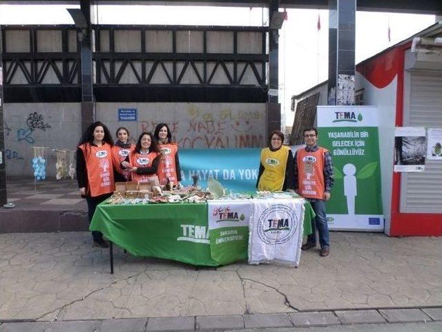 D&uuml;nya Ormancılık Ve Su G&uuml;n&uuml;n&uuml; Birlikte Kutlamak İ&ccedil;in Stant A&ccedil;tılar 1