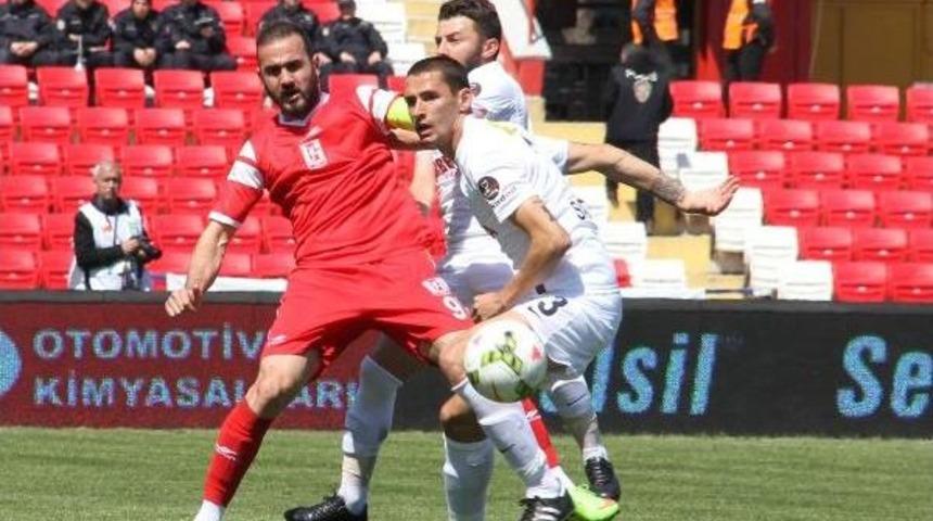 Balıkesirspor'un Umutları T&uuml;keniyor