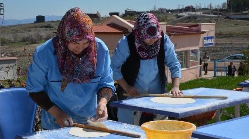 Suşehri Kyk&rsquo;da İlkbahar Etkinliği D&uuml;zenlendi