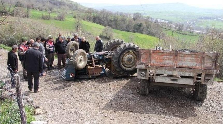 D&uuml;ğ&uuml;n Hazırlığı Yapan Gen&ccedil; Trakt&ouml;r&uuml;n Altında Kalarak &Ouml;ld&uuml;