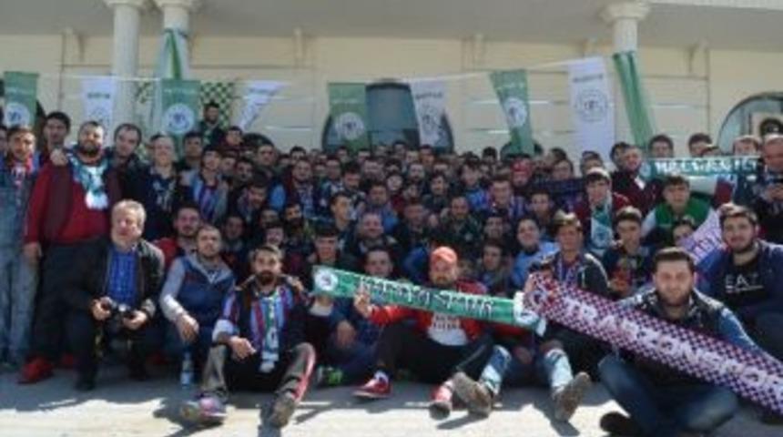 Torku Konyaspor Taraftarlarından Trabzonsporlu Taraftarlara Hoşg&ouml;r&uuml; Yemeği