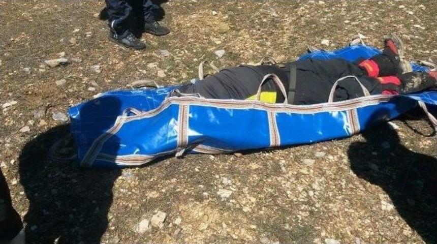 Gen&ccedil; Dağcı Kalbine Yenildi