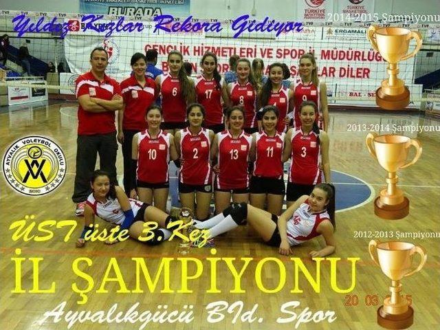 Ayvalıkgücü Belediyespor’da Yıldız Kızlar 3. Kez İl Şampiyonu