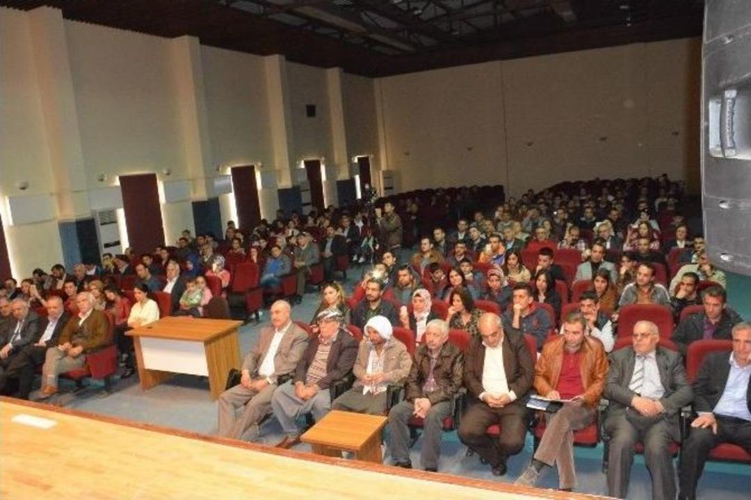 Siverek&rsquo;te Zazaca Konser Ve İmza G&uuml;n&uuml;