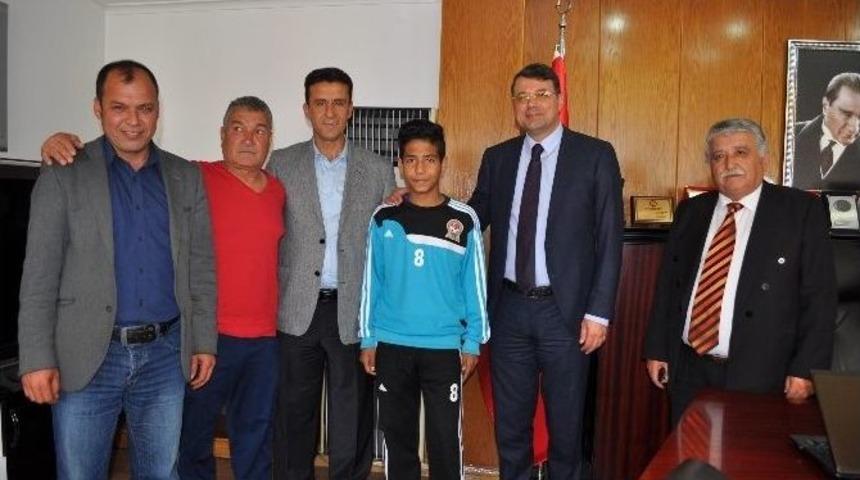 K&uuml;&ccedil;&uuml;k Yaşta Başarıyı Yakalayan Benli, Milli Takım&rsquo;a Se&ccedil;ildi