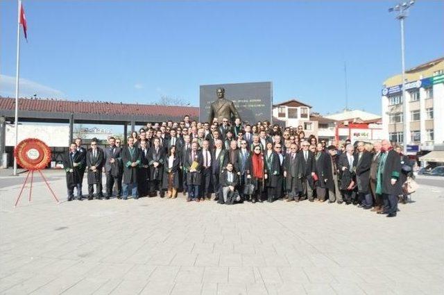 Sakarya&rsquo;da Avukatlar G&uuml;n&uuml; Kutlandı 3
