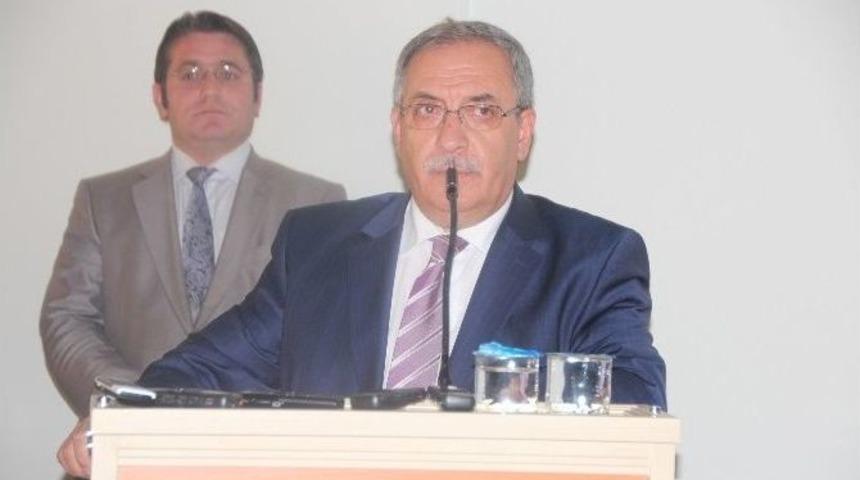 Bilecik Valisi Nayın’dan Yarı Olimpik Kapalı Yüzme Havuzu Ücretine Açıklama