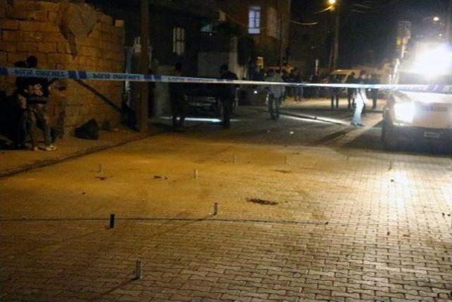 Pkk'lılar, Nusaybin'de Bir Eve Silahlı Saldırıda Bulundu