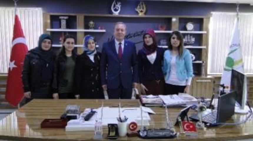 Başkan Şahiner&rsquo;den G&ouml;rme Engelli Aileye Yardım