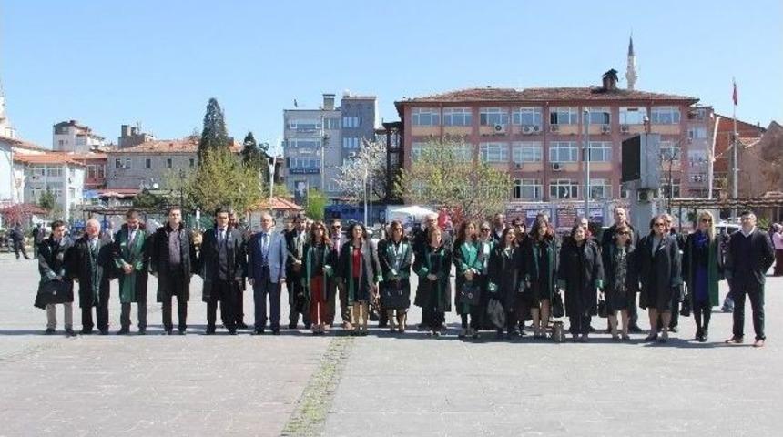 Bartın&rsquo;da Avukatlar G&uuml;n&uuml; Kutlandı