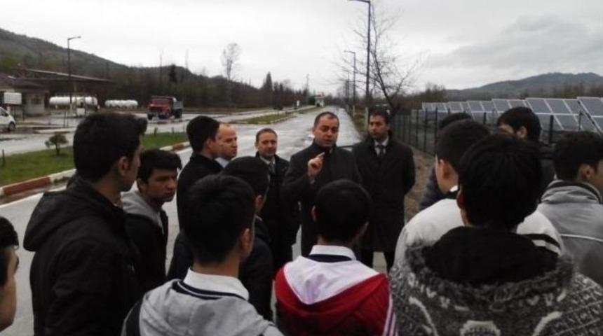 &Ouml;ğrenciler &lsquo;yenilenebilir Enerji Kaynaklarını&rsquo; Yerinde İnceledi