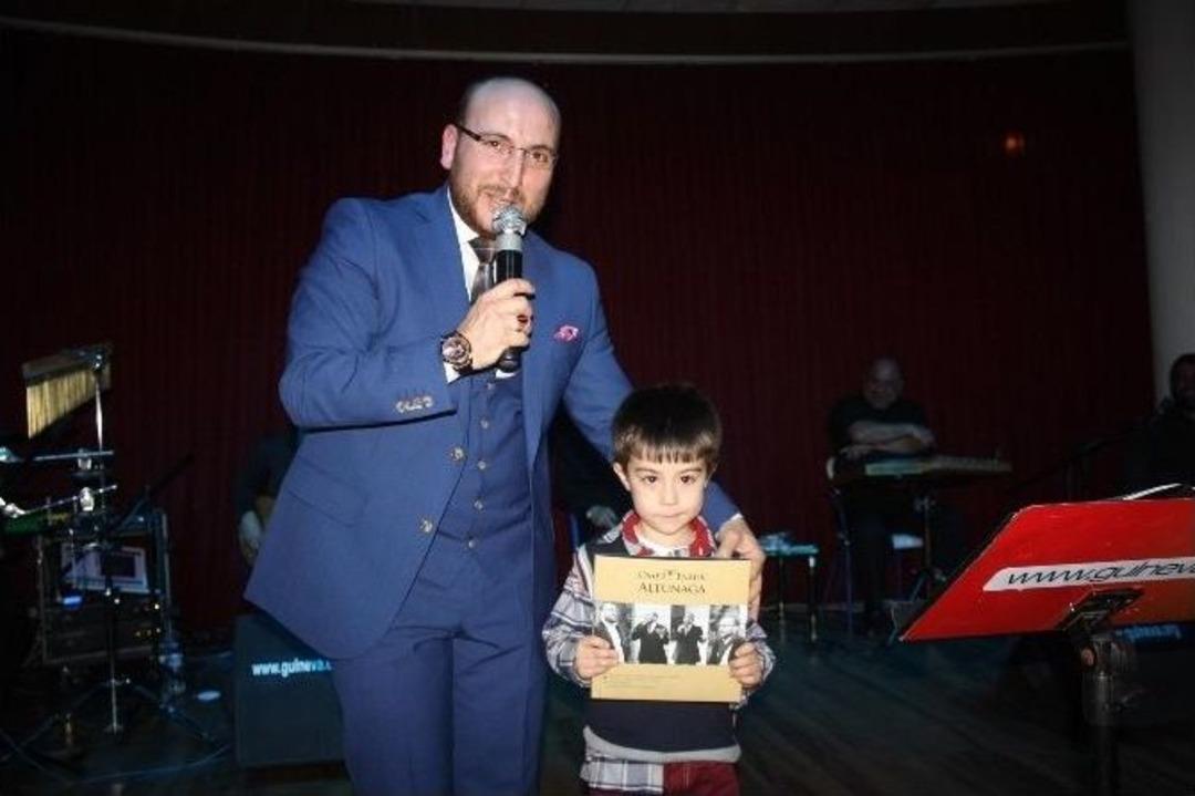 Altunağa Konserine G&ouml;rdeslilerden Yoğun İlgi