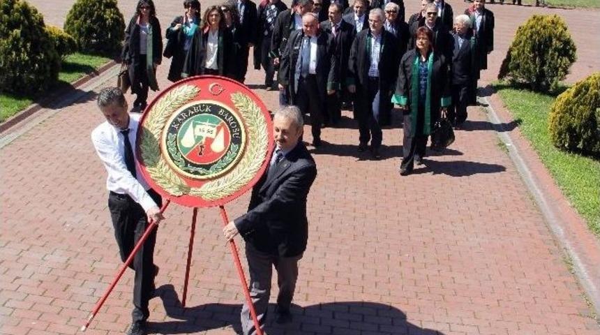 Karab&uuml;k&rsquo;te Avukatlar G&uuml;n&uuml; Kutlandı