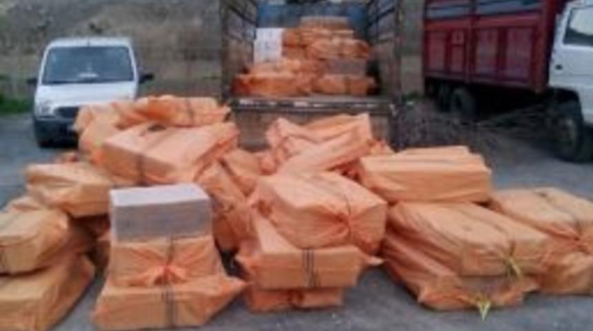 Hakkari&rsquo;de 65 Bin Paket Sigara Ele Ge&ccedil;irildi