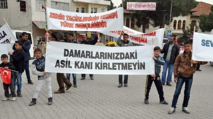 Romanlardan &ldquo;uyuşturucuya Hayır&rdquo; Y&uuml;r&uuml;y&uuml;ş&uuml;