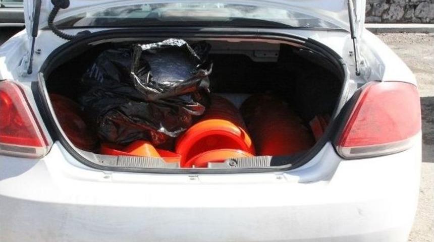 Kars&rsquo;ta 7 Kilo Esrar Ele Ge&ccedil;irildi