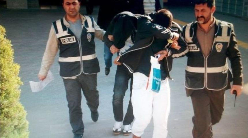 Manavgat&rsquo;ta Uyuşturucu Zanlıları Tutuklandı