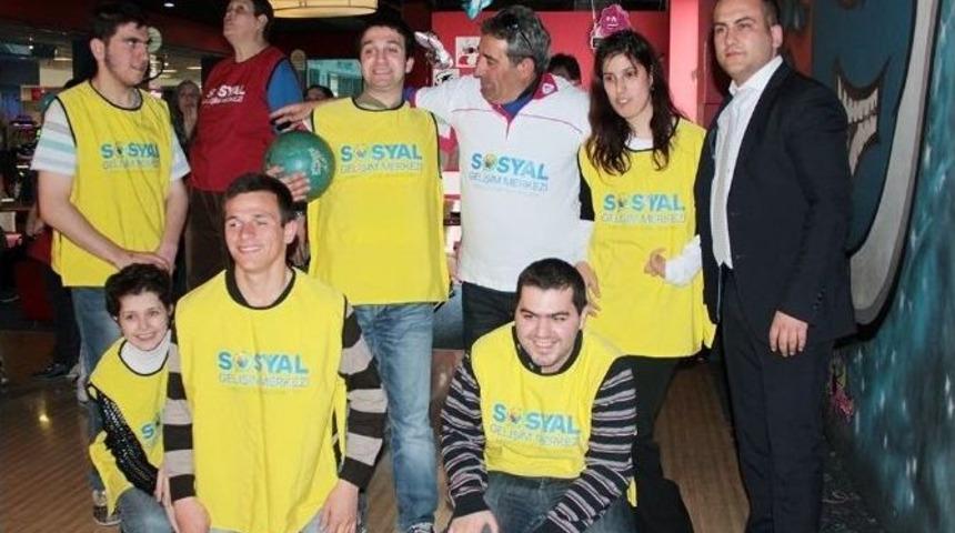 Mutluluğu Paylaşmaya Engel Yok