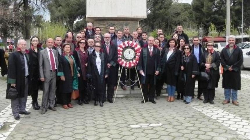 &Ouml;demiş&rsquo;te, Avukatlardan Şehitler İ&ccedil;in Saygı Duruşu
