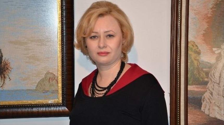 Tek Bir Tablo İ&ccedil;in İki Yıllık Emek