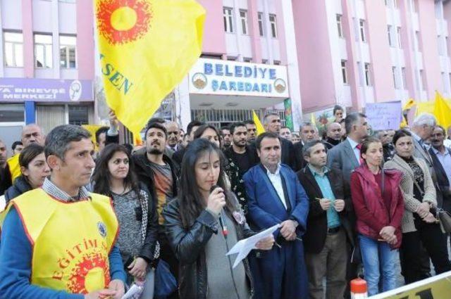 Hakkari Ve Çukurca'da Yalova Valisi'ne Tepki Yürüyüşü