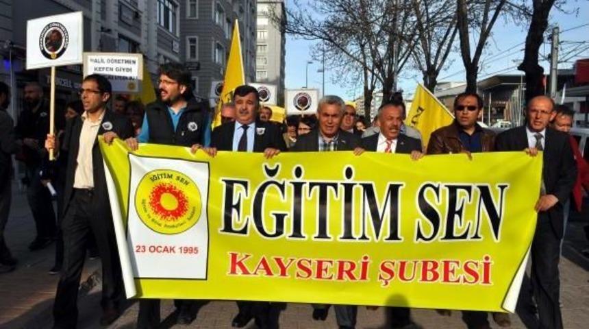Kayseri'de Eğitimcilerden Yalova Valisi'ne Istifa &Ccedil;ağrısı