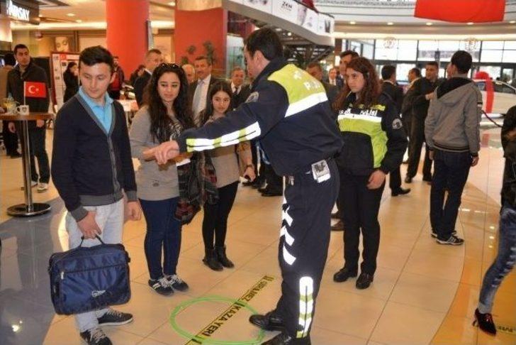 Kütahya’da ’polis Sergisi’ Açıldı G5