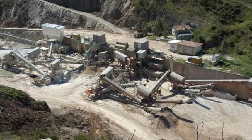 Kartepe&rsquo;De &Ccedil;evrecilerin Isteği Oldu: İki Taşocağı M&uuml;h&uuml;rlendi
