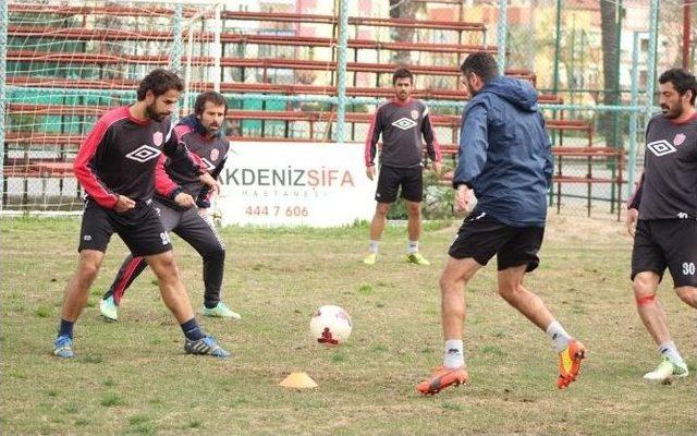 Kepez&rsquo;de Kınık Mesaisi 1