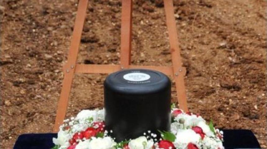 Vasiyeti &Uuml;zerine K&uuml;lleri Antalya'da Defnedildi