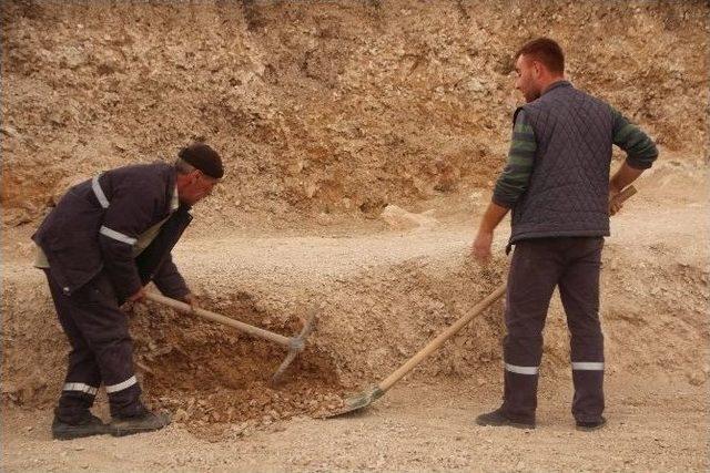 Belediyenin Kazı Çalışmasında Bizans Mezarları Bulundu 2