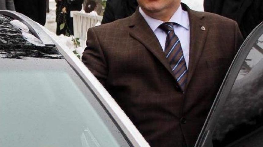 Zekeriya &Ouml;z'&uuml;n Davaları Birleştirildi