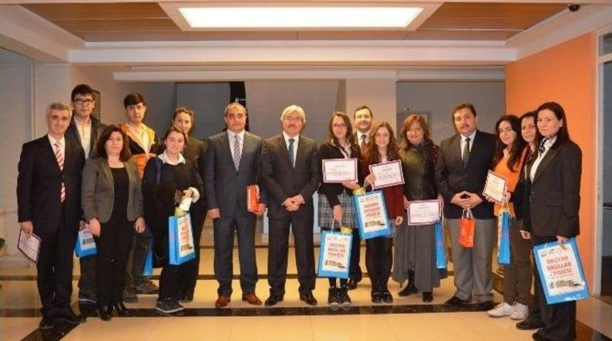 T&uuml;bitak&rsquo;ta B&ouml;lge Birincisi Edremit&rsquo;ten