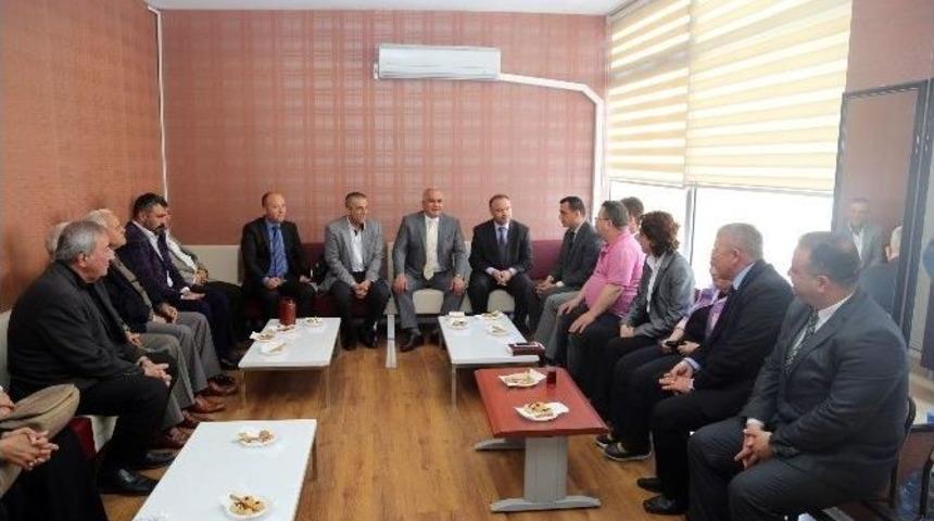 Başkan Tollu, Avukatları Ziyaret Etti