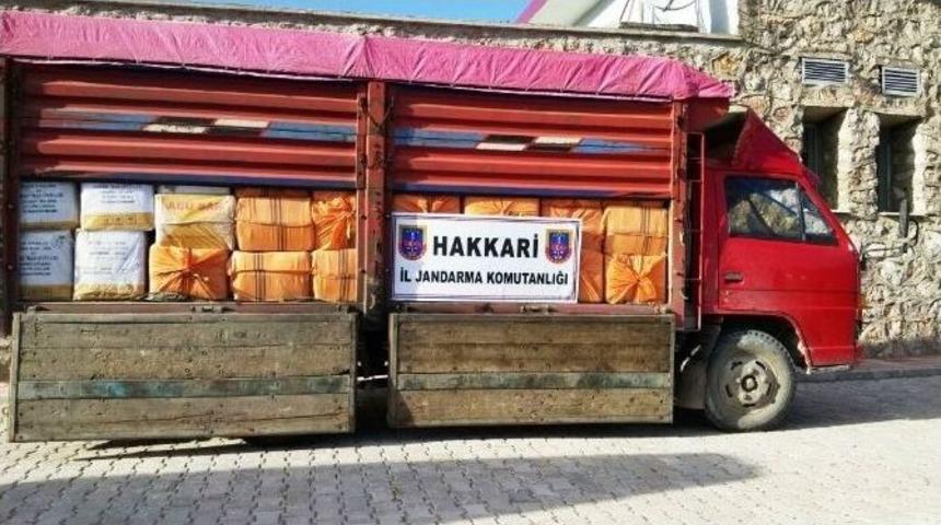 Hakkari&rsquo;de 3 Ton Ka&ccedil;ak &Ccedil;ay Ele Ge&ccedil;irildi