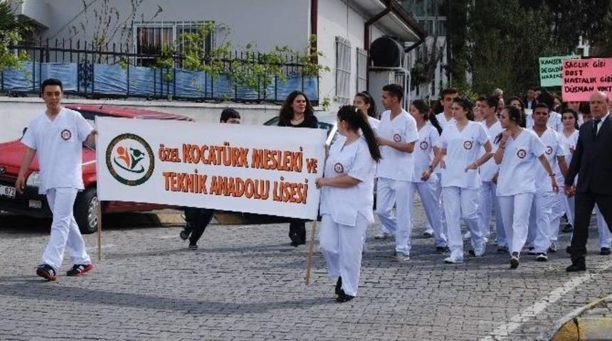 Aydın&rsquo;da Sağlık Meslek Liseleri Sağlık İ&ccedil;in Y&uuml;r&uuml;d&uuml;