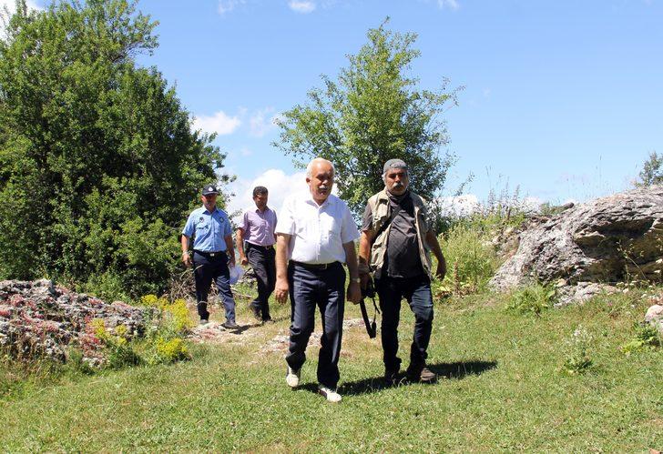  Herkes dev kayalıkların üzerinde o izi arıyor G5