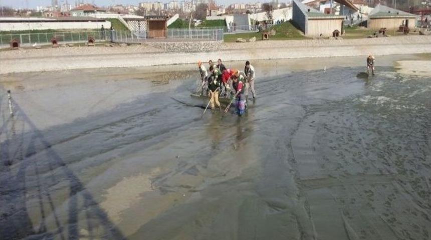 Su Kuşları G&ouml;leti Temizleme &Ccedil;alışmaları Başlatıldı