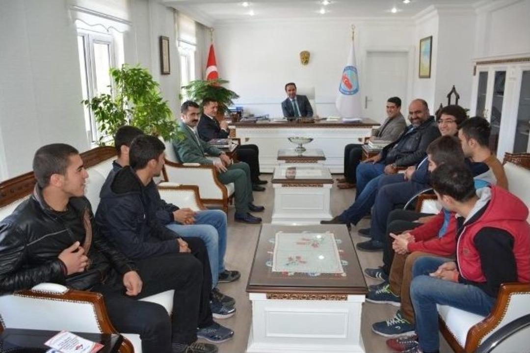 Tatvanlı Sporculardan Tarihi Başarı