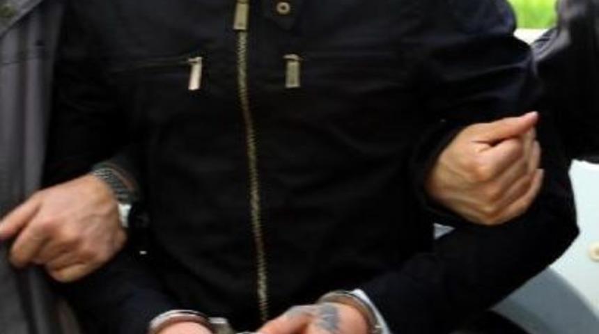 İnşaattan Demir &Ccedil;alan 3 Ş&uuml;pheli Yakalandı