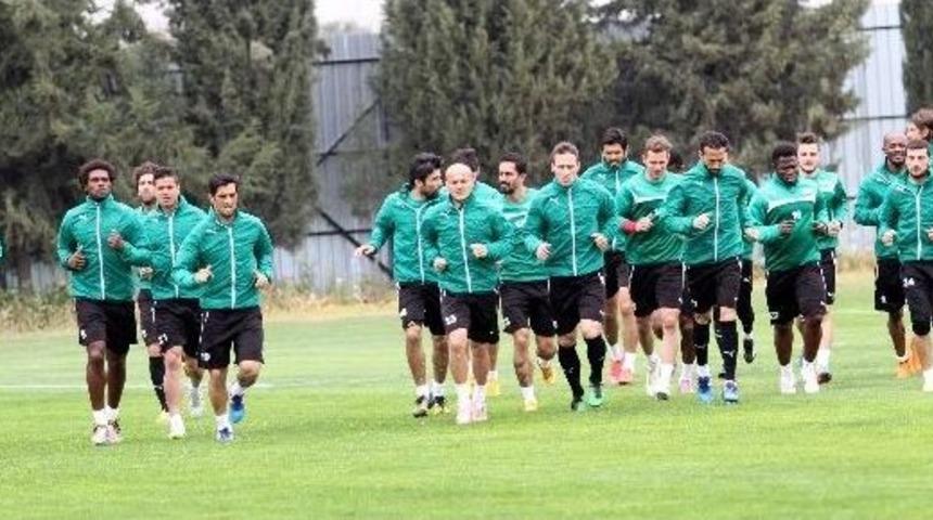 Akhisar Belediyespor, Mersin İdmanyurdu Ma&ccedil;ı Hazırlıklarına Başladı