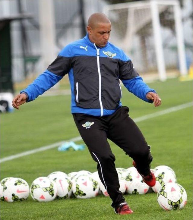 Akhisar Belediyespor, Mersin İdmanyurdu Ma&ccedil;ı Hazırlıklarına Başladı 1