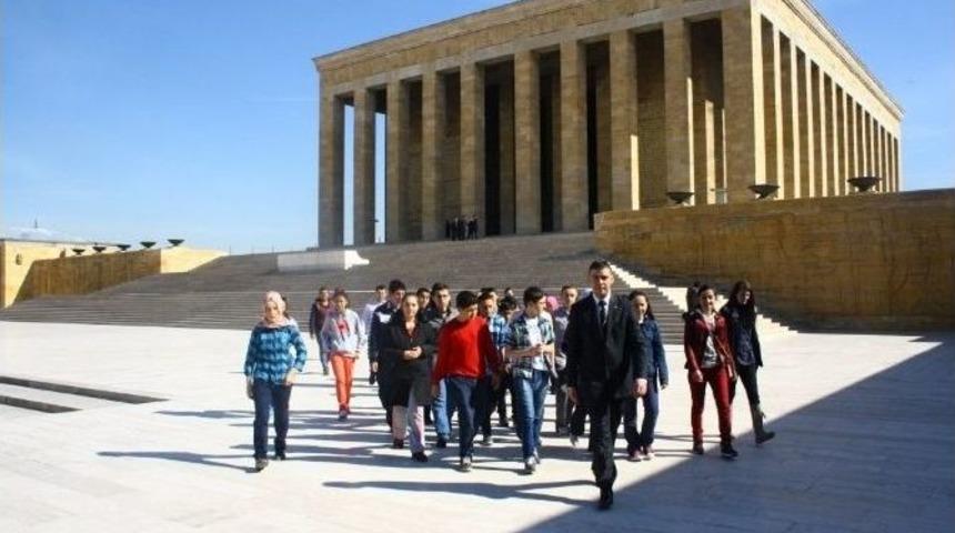 Kuzyaka Ortaokulu &Ouml;ğrencileri Ankara&rsquo;yı Gezdi
